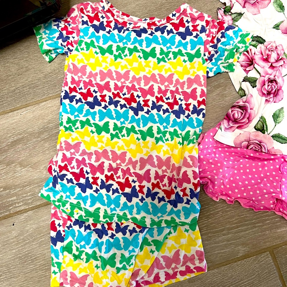 Posh peanut size 2T excellent condition